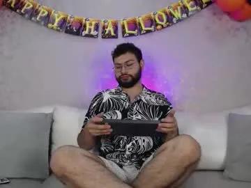 blake_gray_ — Full Naked [95 tokens left] #chubby #gay #hairy #naked #latino