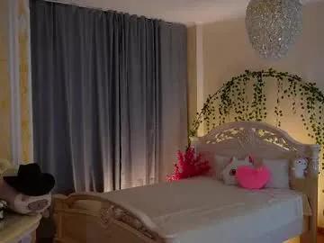 Away burnletitallburn on Chaturbate