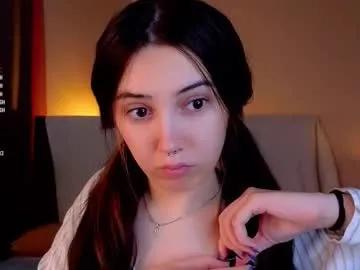 Away burnletitallburn on Chaturbate