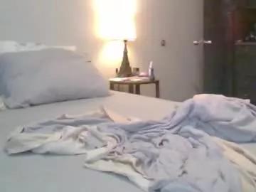 Freechat charleyandsmokie on Chaturbate