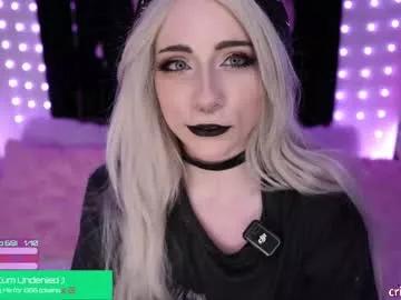Freechat crimsonkitten on Chaturbate