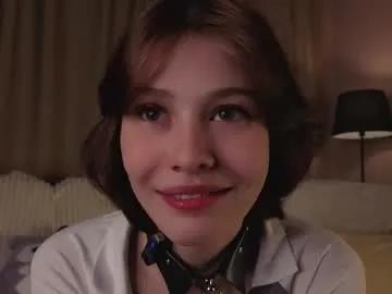 Freechat krissyhei on Chaturbate