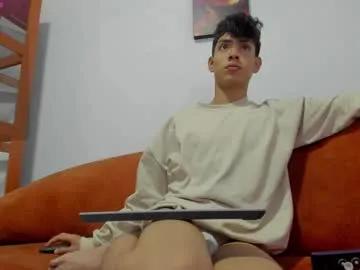 Freechat logantwink18 on Chaturbate