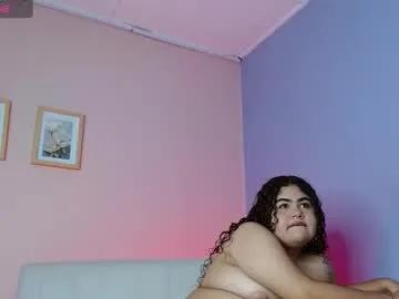 Freechat lourdes_moon22 on Chaturbate