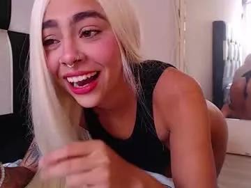 Freechat maddiie_and_clyde on Chaturbate