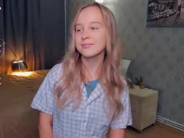 nicolavanderbie — GOAL: make my top weeet<3 [55 tokens remaining] Welcome to my room! #new #shy #feet #teen #skinny