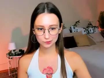 Freechat yourlovelystoryy on Chaturbate