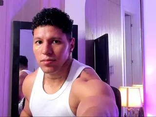 Offline adam_brocs on Flirt4Free