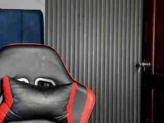 Offline adam_laid on Flirt4Free