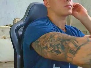 Offline alan_thompson on Flirt4Free