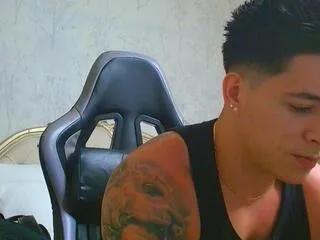 Offline alan_thompson on Flirt4Free