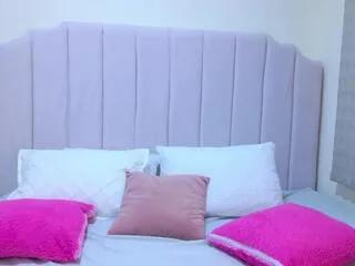 Freechat alison_ferrer on Flirt4Free