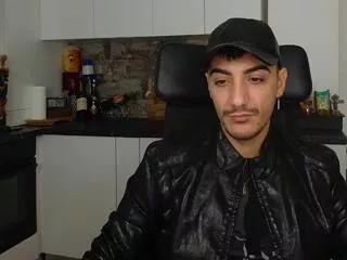 Offline andrew_bannerr on Flirt4Free