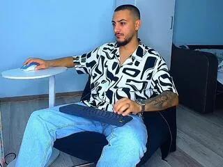 Offline andrew_bannerr on Flirt4Free