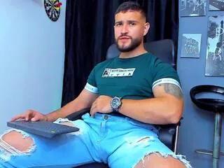 Offline andrew_diazz on Flirt4Free