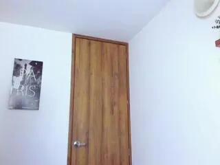 Offline andrew_diazz on Flirt4Free