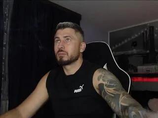 Freechat andy_nice on Flirt4Free