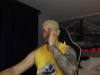 Freechat andy_nice on Flirt4Free