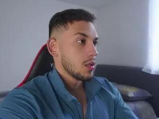 Freechat andy_weld on Flirt4Free