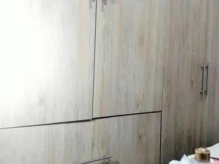 Offline anny_milf on Flirt4Free