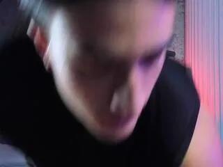 Freechat aslan_fox on Flirt4Free