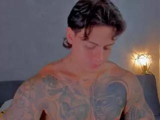 Offline austin_bennett on Flirt4Free