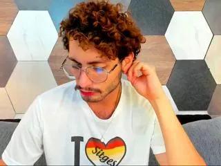 Offline axel_girac on Flirt4Free