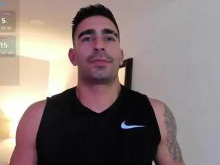 Freechat bastiian_t on Flirt4Free