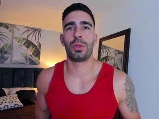 Freechat bastiian_t on Flirt4Free