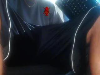 Offline bentley_banghardt on Flirt4Free