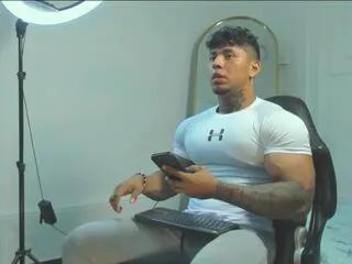 Offline bramdon_smith on Flirt4Free