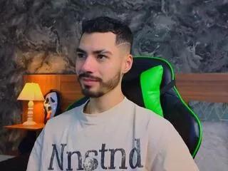 cameron_pierce on Flirt4Free