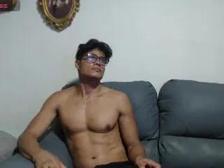 Offline charlton_avila on Flirt4Free