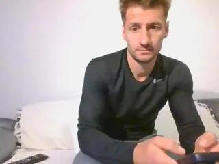 Offline chris_aron on Flirt4Free