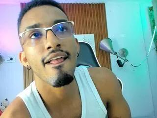 Offline chris_wylde on Flirt4Free