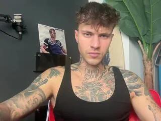Offline christian_jagger on Flirt4Free
