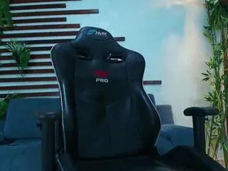 Offline connor_seven on Flirt4Free