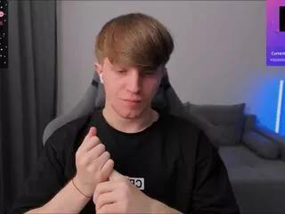 Offline curtis_crew on Flirt4Free