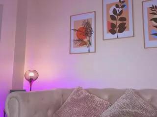 Offline dahiana_walcott on Flirt4Free