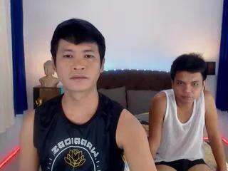 Offline daven_steele_derik_logan on Flirt4Free