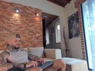 Offline deklan_grey on Flirt4Free