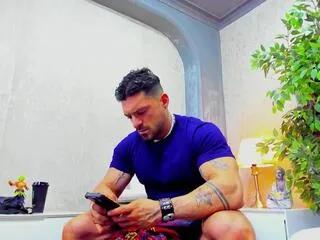 Offline dennis_cox on Flirt4Free