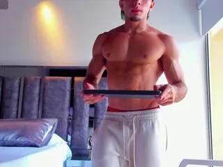 Freechat dion_seans on Flirt4Free