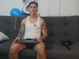 Offline dominick_walker on Flirt4Free