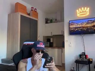 Offline duncan_collins on Flirt4Free