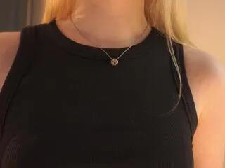 Freechat ella_pecinovsky on Flirt4Free