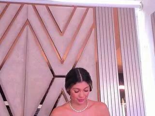 Offline emili_rosee on Flirt4Free