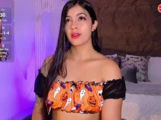 Offline emilly_jonnes on Flirt4Free