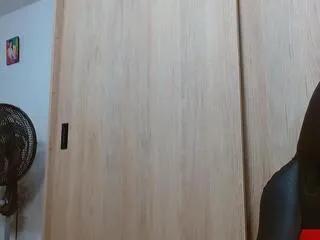 Offline ethan_g on Flirt4Free