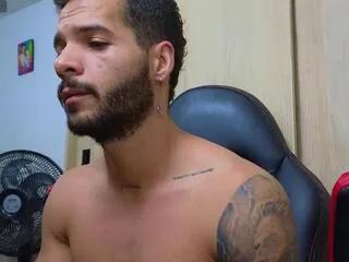Offline ethan_g on Flirt4Free